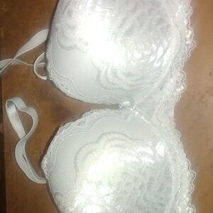 Nwot women's size 36C gray lace bra